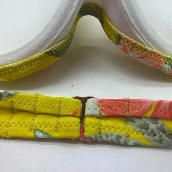 Shade and shore yellow  floral bikini top 32B - Picture 9 of 11